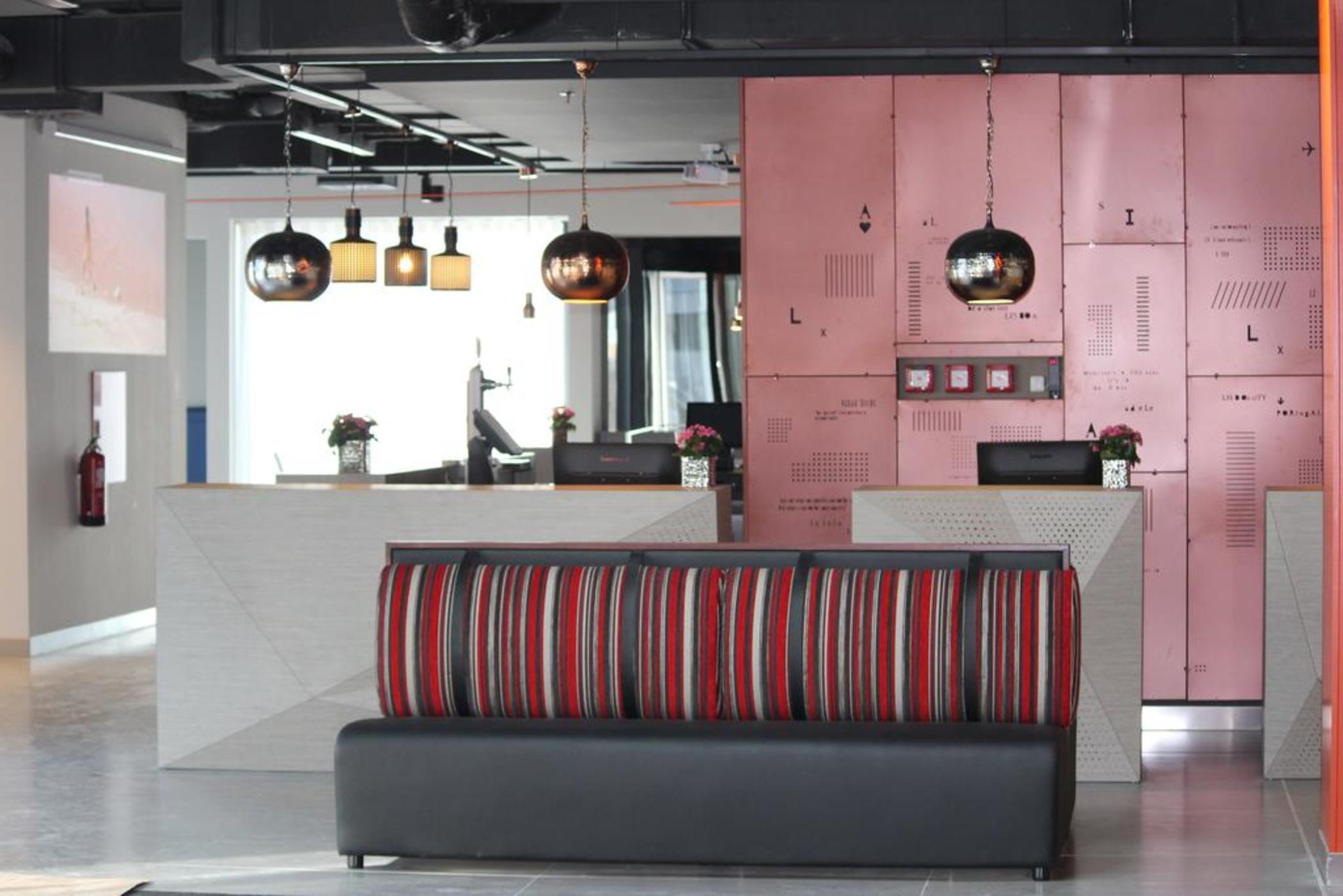 Star Inn Lisbon Aeroporto Extérieur photo